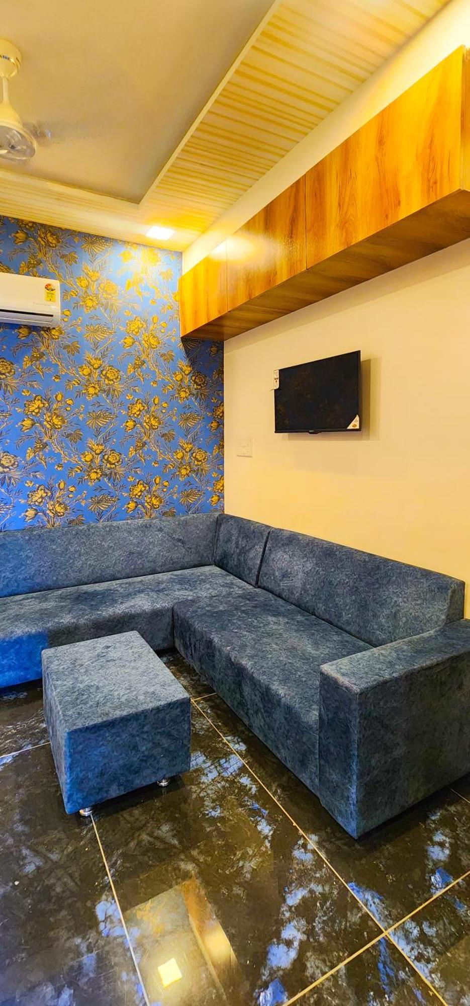 Hotel Nova Blue Ahmedabad Exterior photo